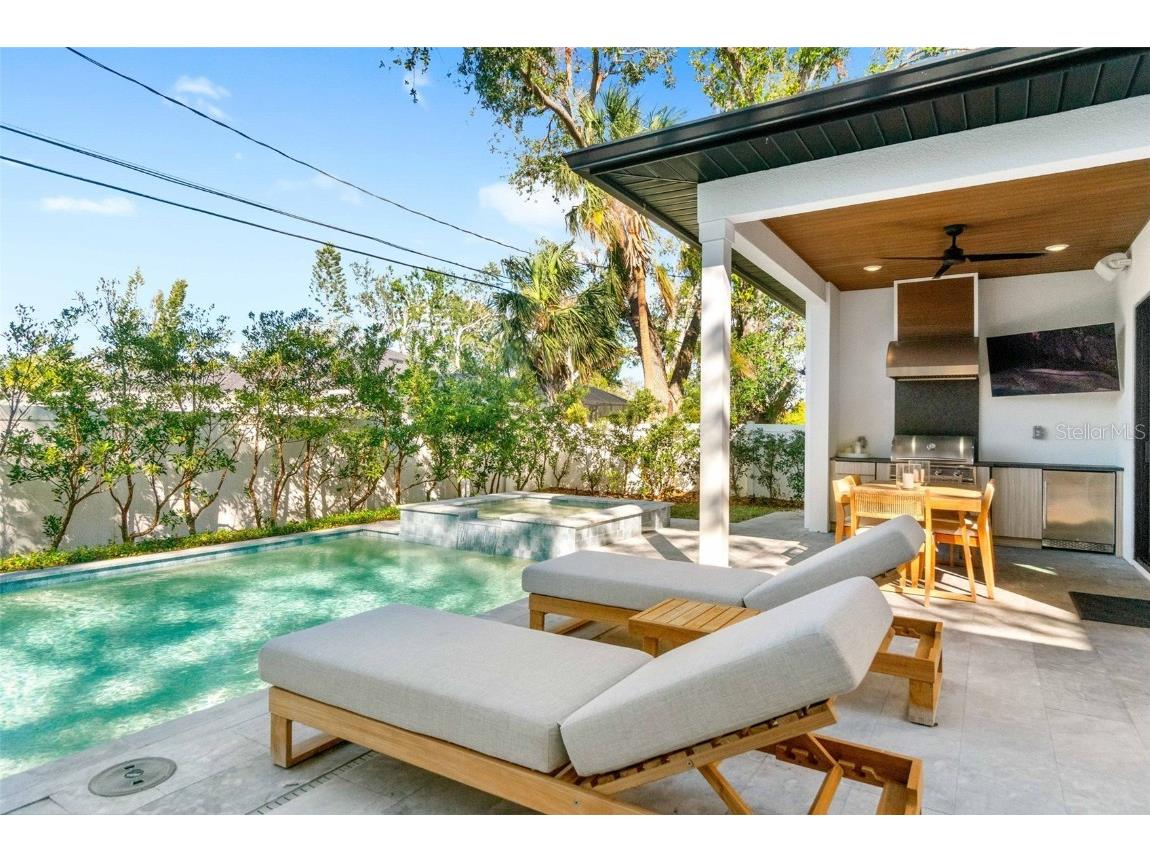 2177 Sunnyside Place Sarasota FL 34239 A4674289 image69