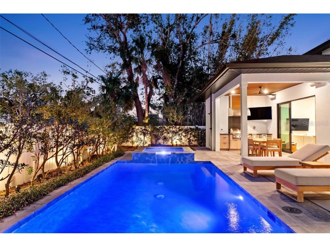 2177 Sunnyside Place Sarasota FL 34239 A4674289 image87