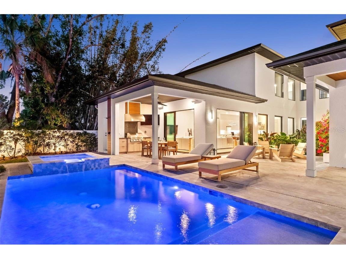 2177 Sunnyside Place Sarasota FL 34239 A4674289 image88