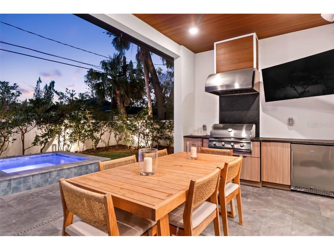 2177 Sunnyside Place Sarasota FL 34239 A4674289 image89