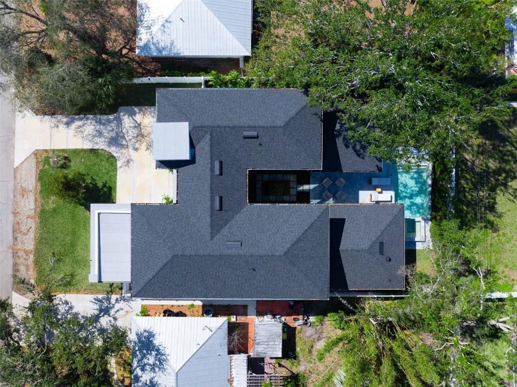 2177 Sunnyside Place Sarasota FL 34239 A4674289 image95