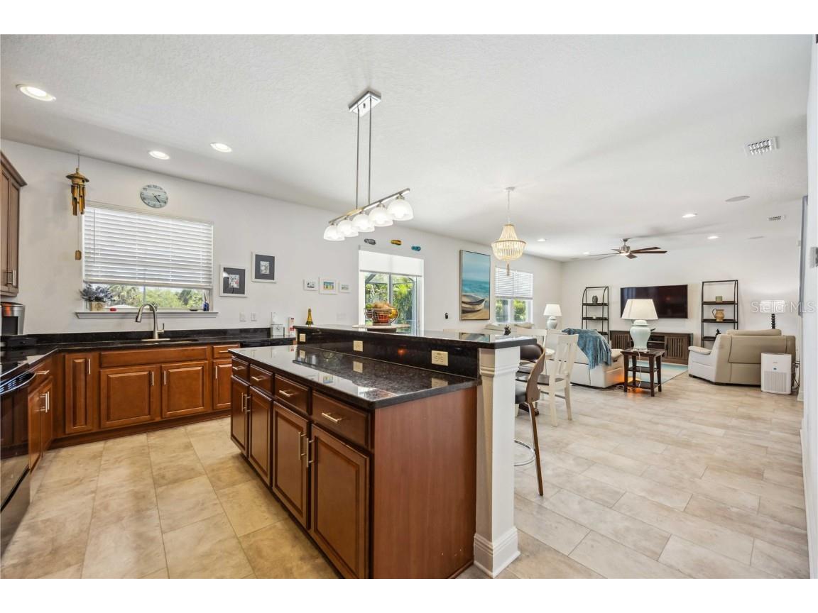 2177 Weaver Bird Lane Venice FL 34292 A4648148 image16