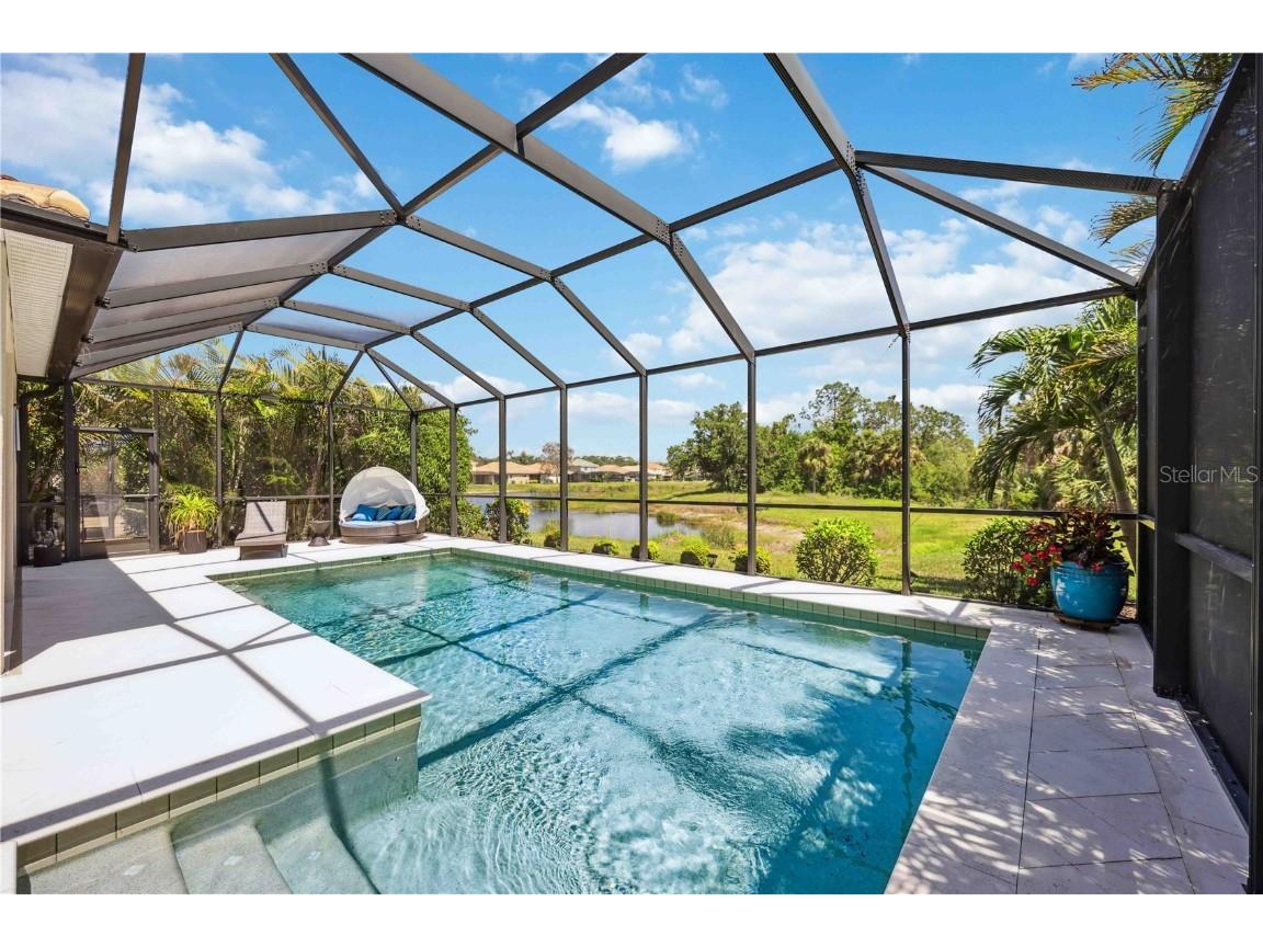 2177 Weaver Bird Lane Venice FL 34292 A4648148 image2