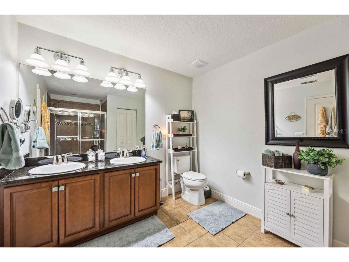 2177 Weaver Bird Lane Venice FL 34292 A4648148 image24