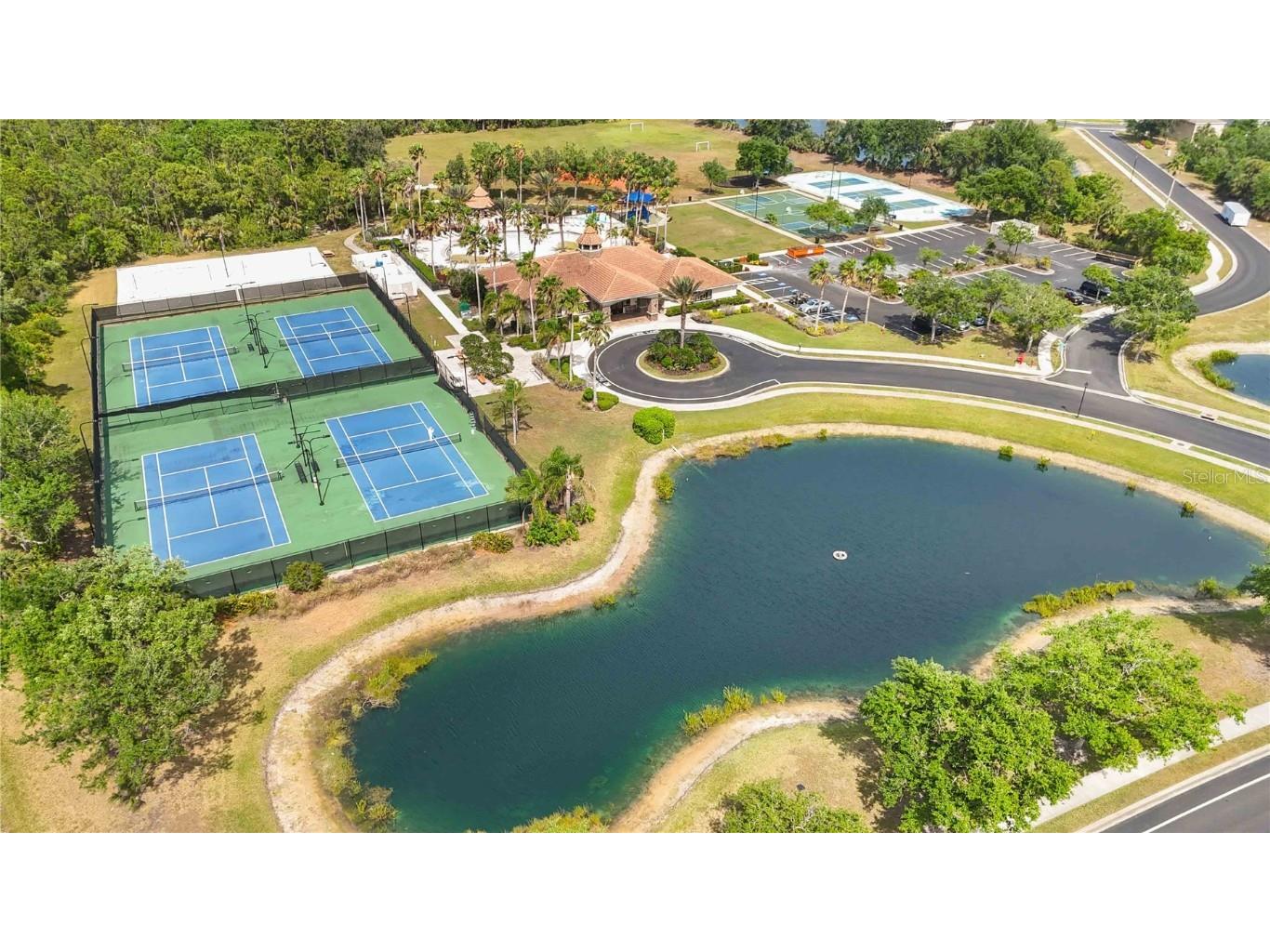 2177 Weaver Bird Lane Venice FL 34292 A4648148 image40