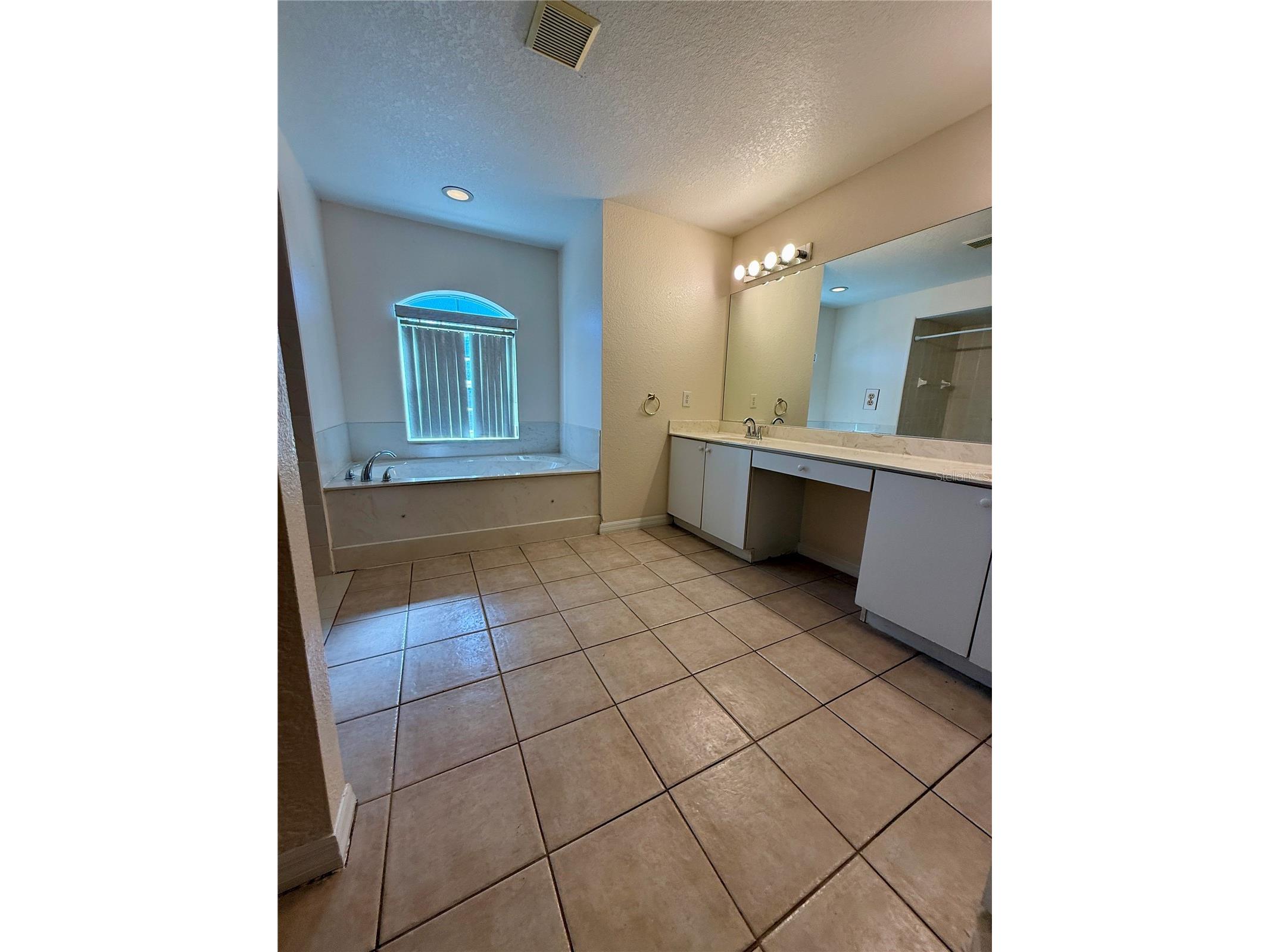 2178 Jameson Avenue North Port FL 34286 A4680709 image22