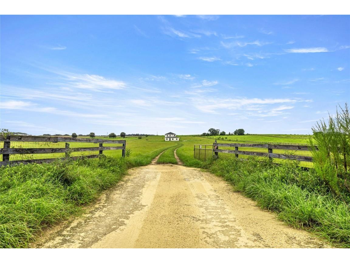 21786 NW 27th Street Morriston FL 32668 OM708110 image3