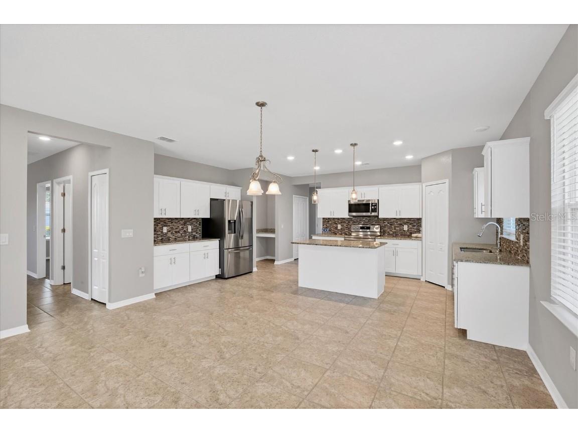 2179 W Price Blvd North Port FL 34286 A4630949 image10