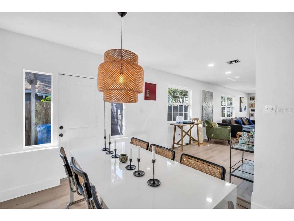 218 49th Avenue N Saint Petersburg FL 33703 TB8435096 image10