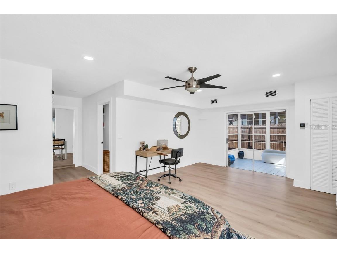 218 49th Avenue N Saint Petersburg FL 33703 TB8435096 image21