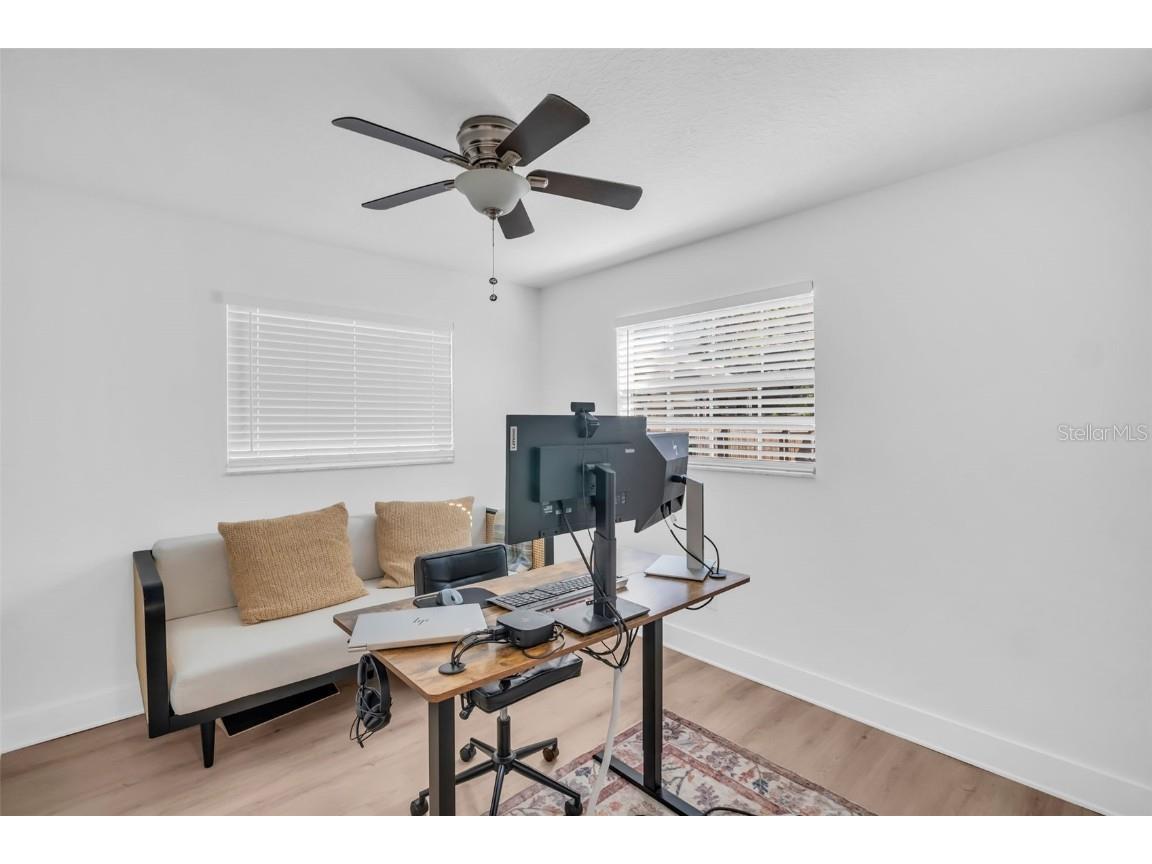 218 49th Avenue N Saint Petersburg FL 33703 TB8435096 image30