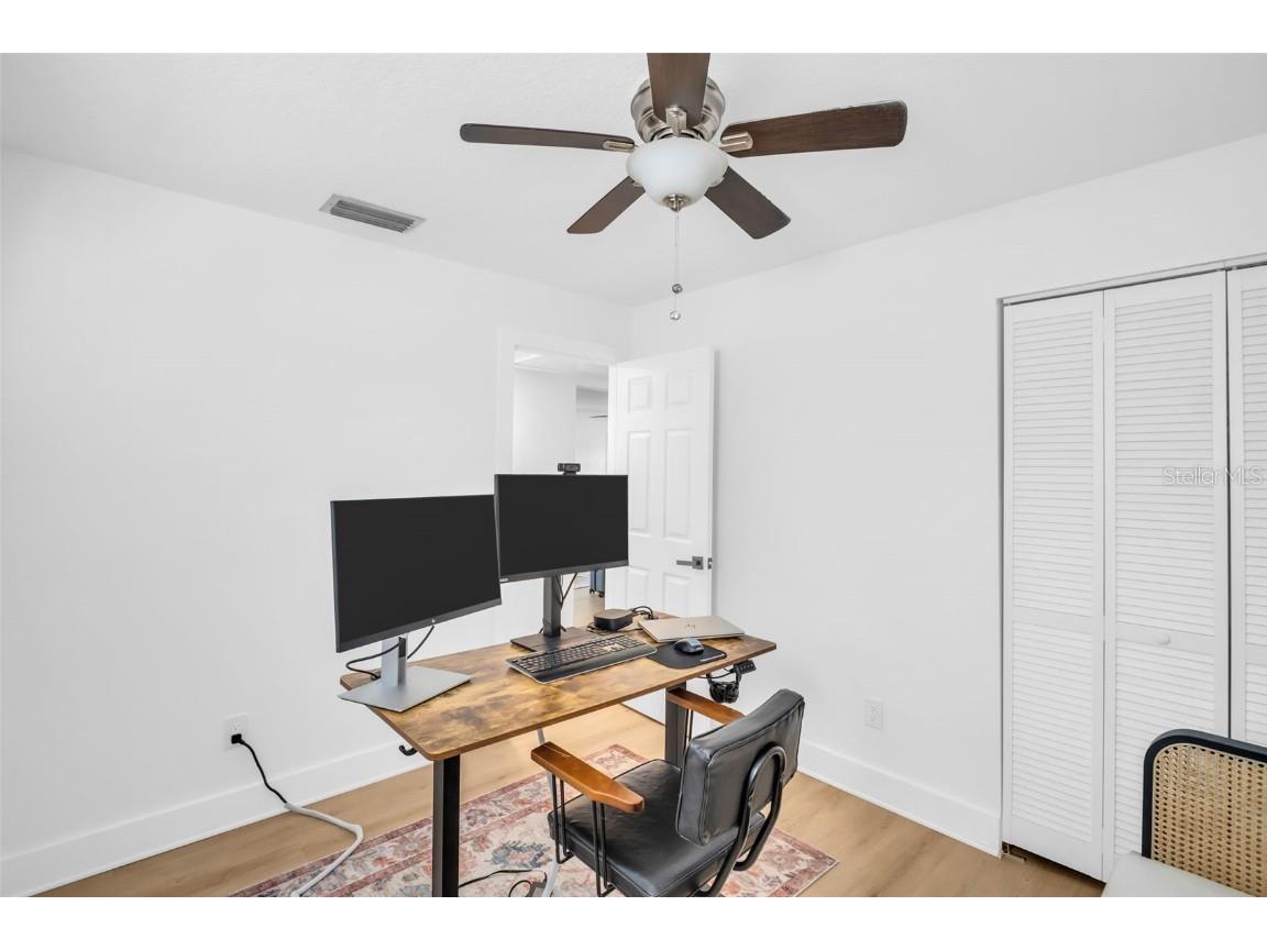 218 49th Avenue N Saint Petersburg FL 33703 TB8435096 image31