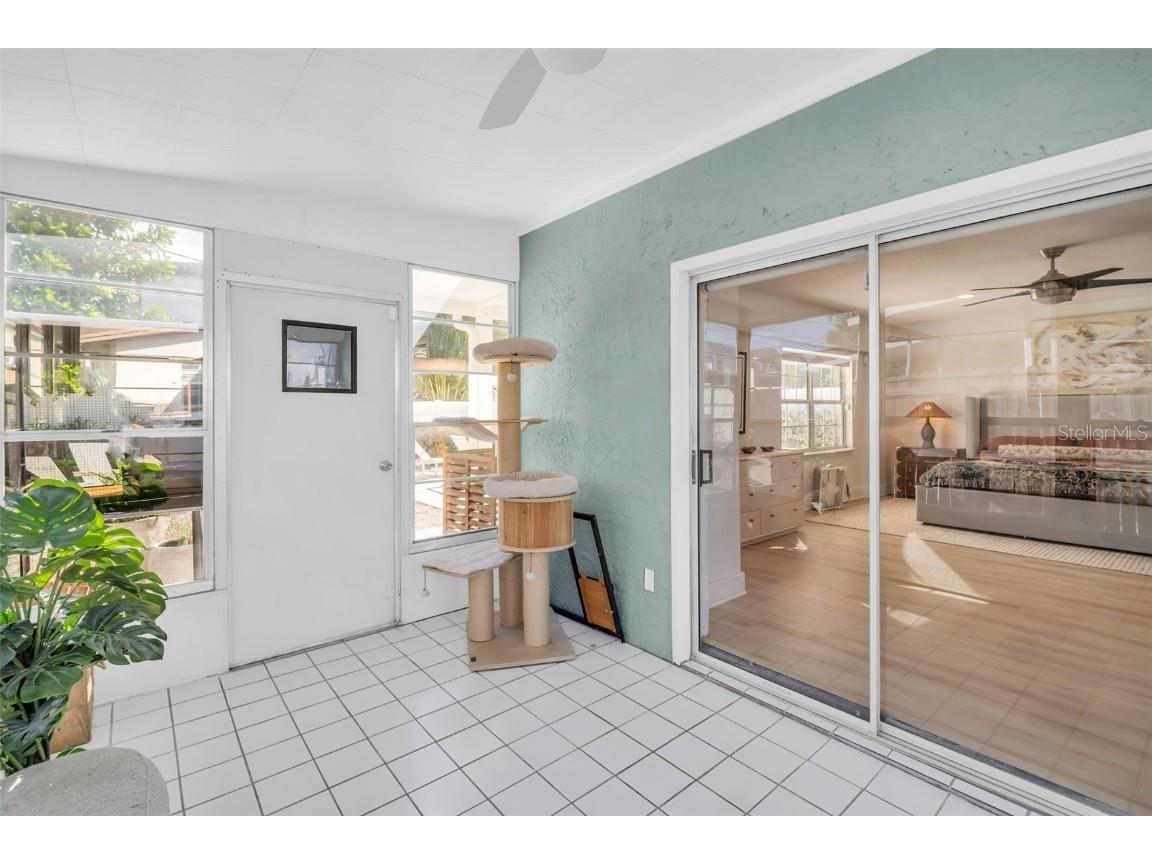 218 49th Avenue N Saint Petersburg FL 33703 TB8435096 image34