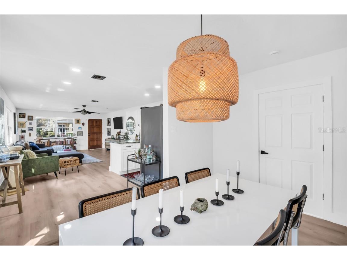 218 49th Avenue N Saint Petersburg FL 33703 TB8435096 image6