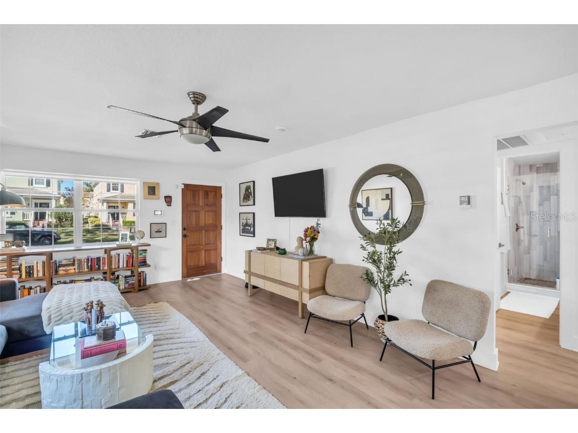 218 49th Avenue N Saint Petersburg FL 33703 TB8435096 image7