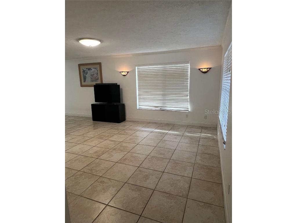 218 Amherst Avenue #85 Sarasota FL 34232 A4675304 image2
