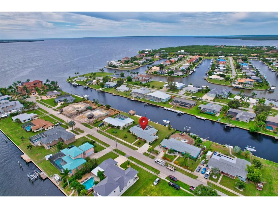 218 Bangsberg Road SE Port Charlotte FL 33952 C7481906 image1