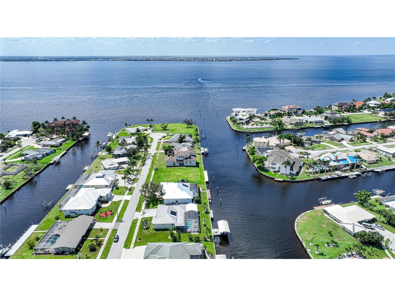 218 Beeney Road SE Port Charlotte FL 33952 - BEENEY WATERWAY C7479835 image1