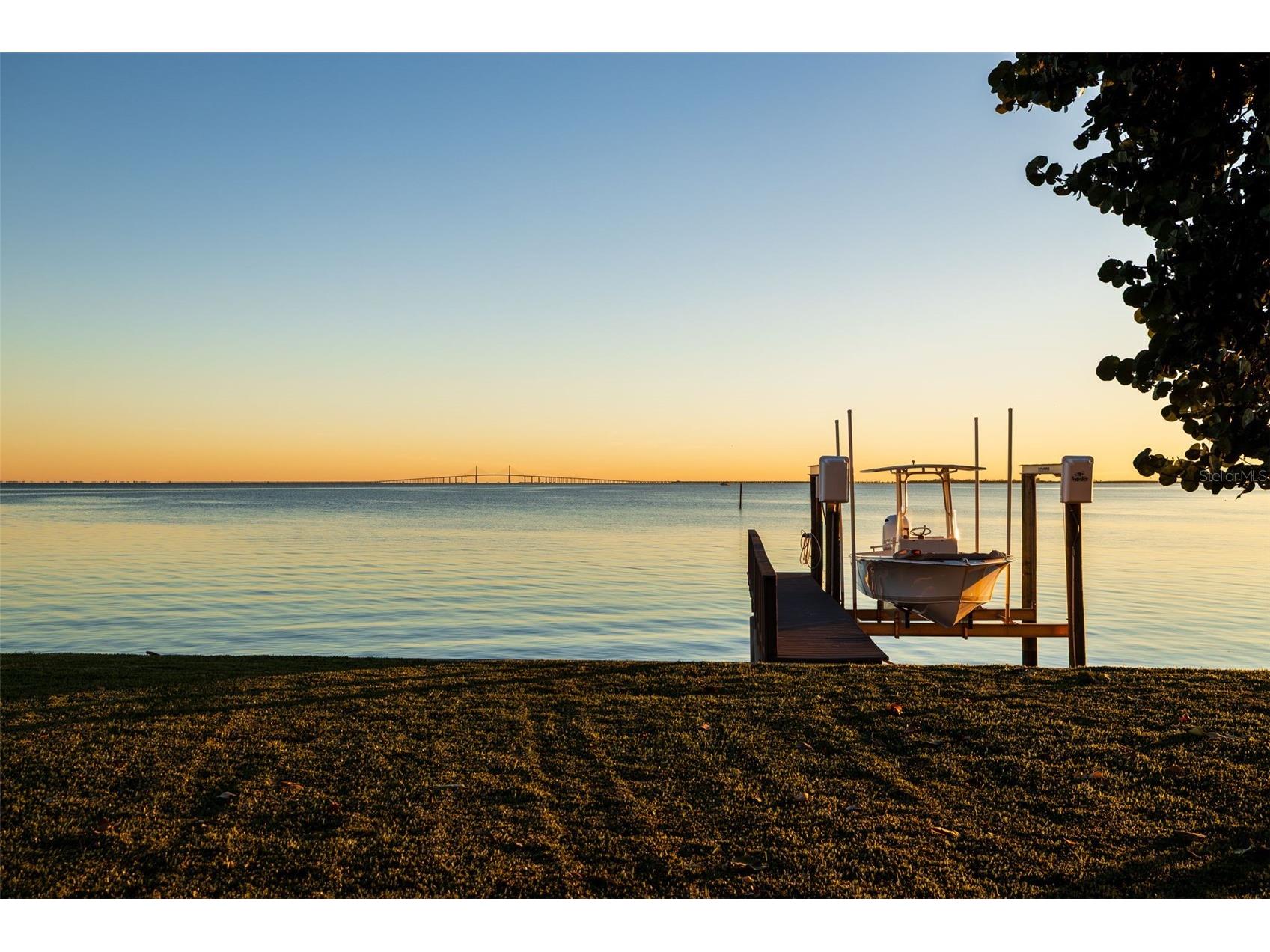 218 Colony Point Road S Saint Petersburg FL 33705 - TAMPA BAY TB8468622 image11