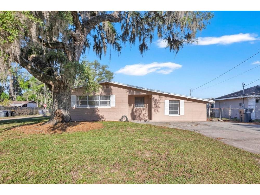 218 Dennis Avenue Winter Haven FL 33880 L4961409 image1