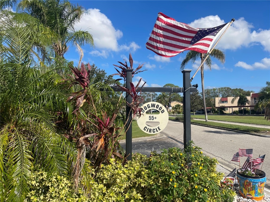 218 Dogwood Circle Seminole FL 33777 TB8441516 image1