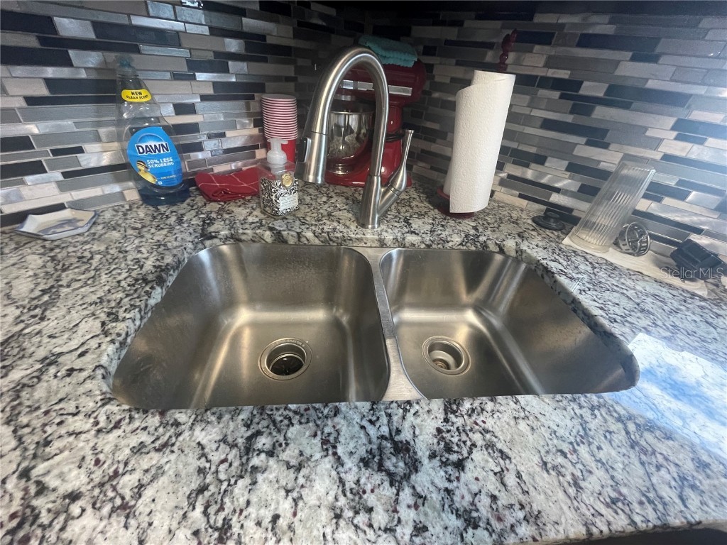 218 Dogwood Circle Seminole FL 33777 TB8441516 image9