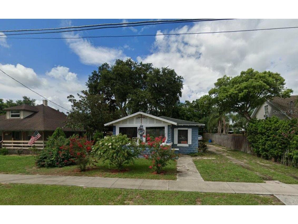 218 E Magnolia Street Groveland FL 34736 O6173724 image1