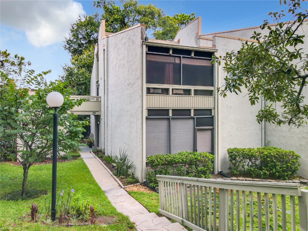 218 Fairway Drive Longwood FL 32779 - LITTLE WEKIVA RIVER O6126911 image1