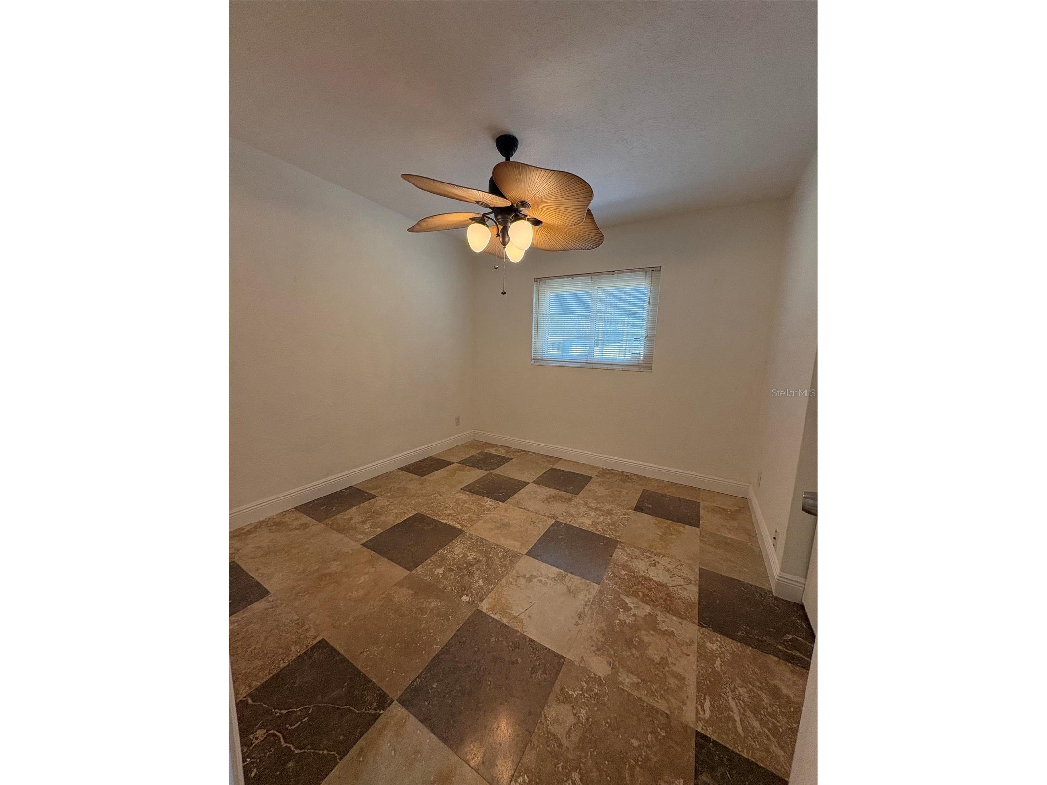 218 Lewis Boulevard SE Saint Petersburg FL 33705 TB8492239 image3