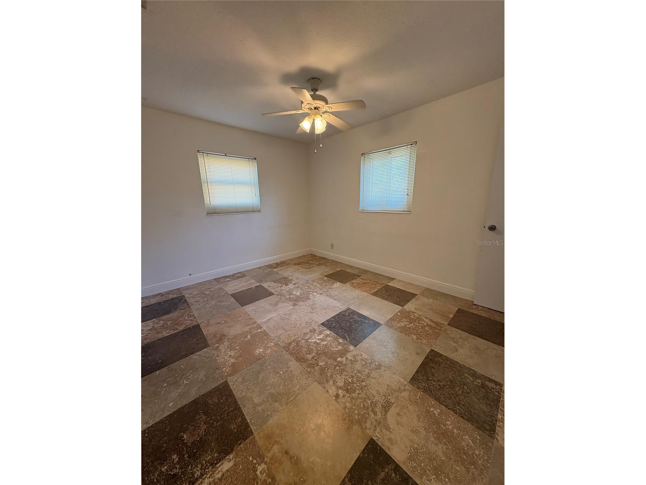 218 Lewis Boulevard SE Saint Petersburg FL 33705 TB8492239 image6