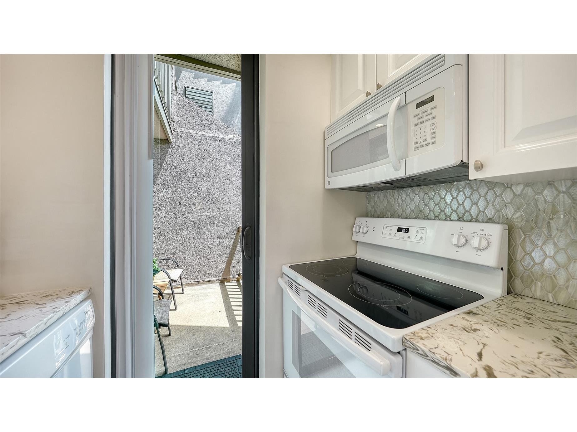 218 Pass Key Road #218 Sarasota FL 34242 - GULF OF MEXICO A4689143 image10