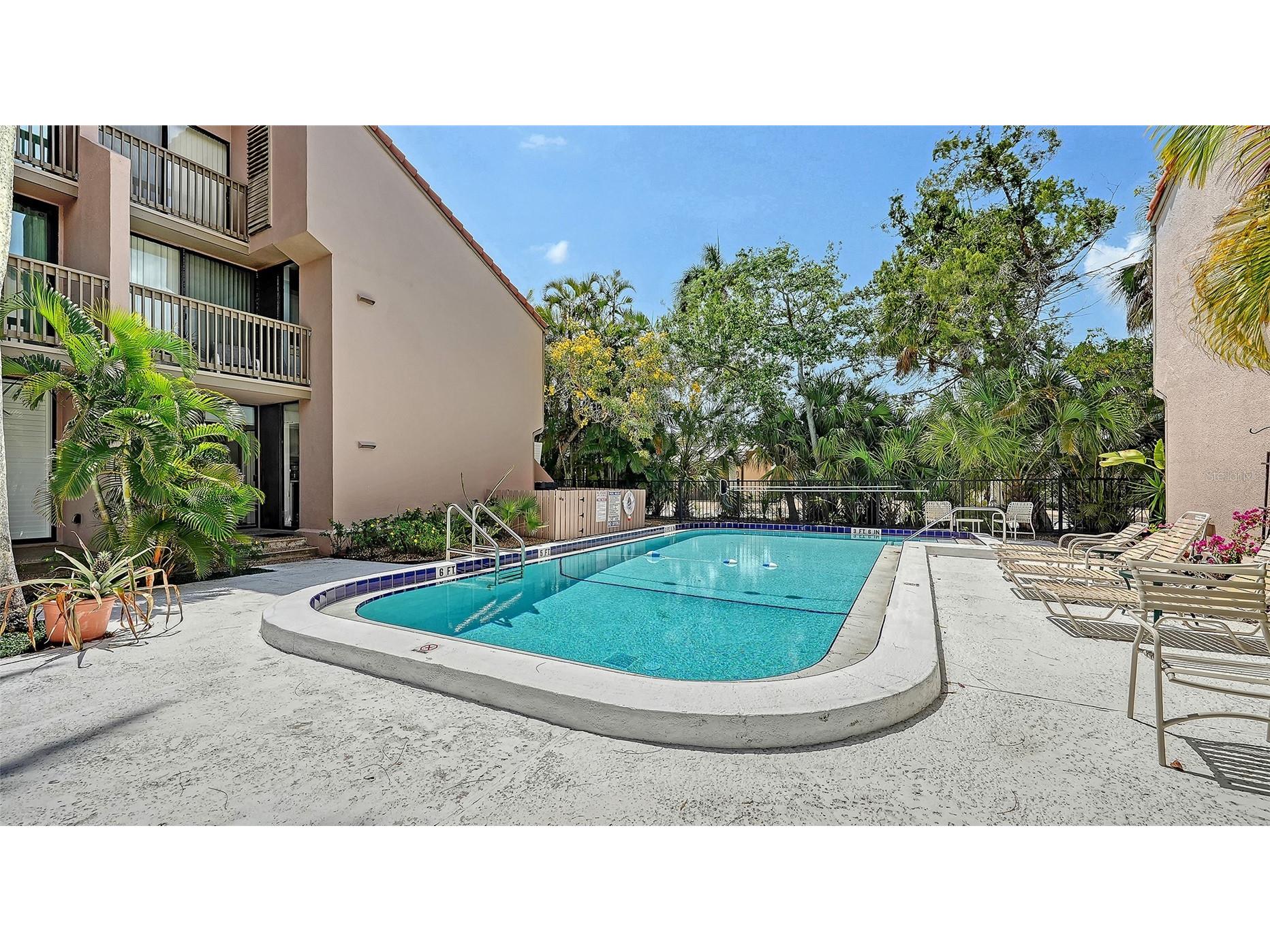 218 Pass Key Road #218 Sarasota FL 34242 - GULF OF MEXICO A4689143 image33