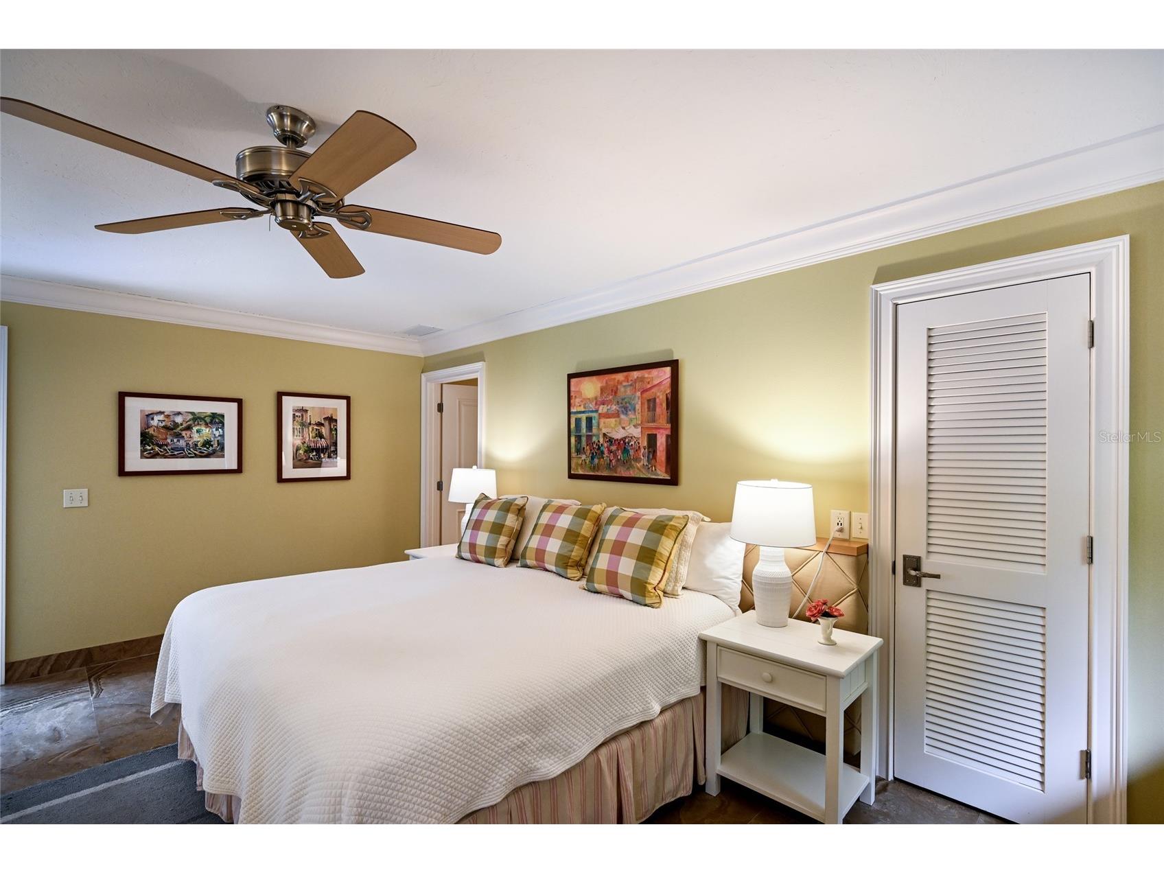 218 Robin Drive Sarasota FL 34236 A4685085 image27