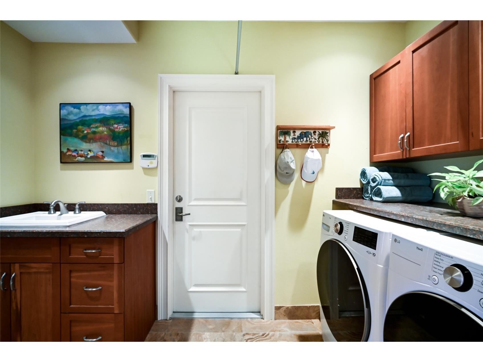 218 Robin Drive Sarasota FL 34236 A4685085 image30