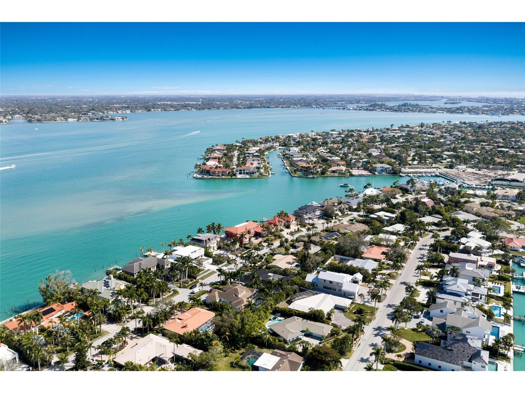 218 Robin Drive Sarasota FL 34236 A4685085 image40