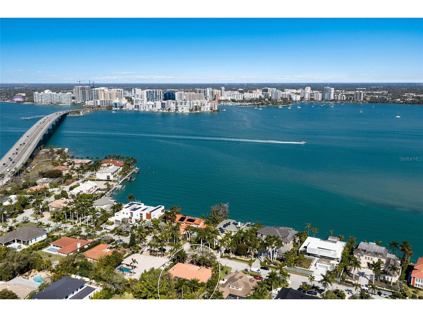 218 Robin Drive Sarasota FL 34236 A4685085 image5