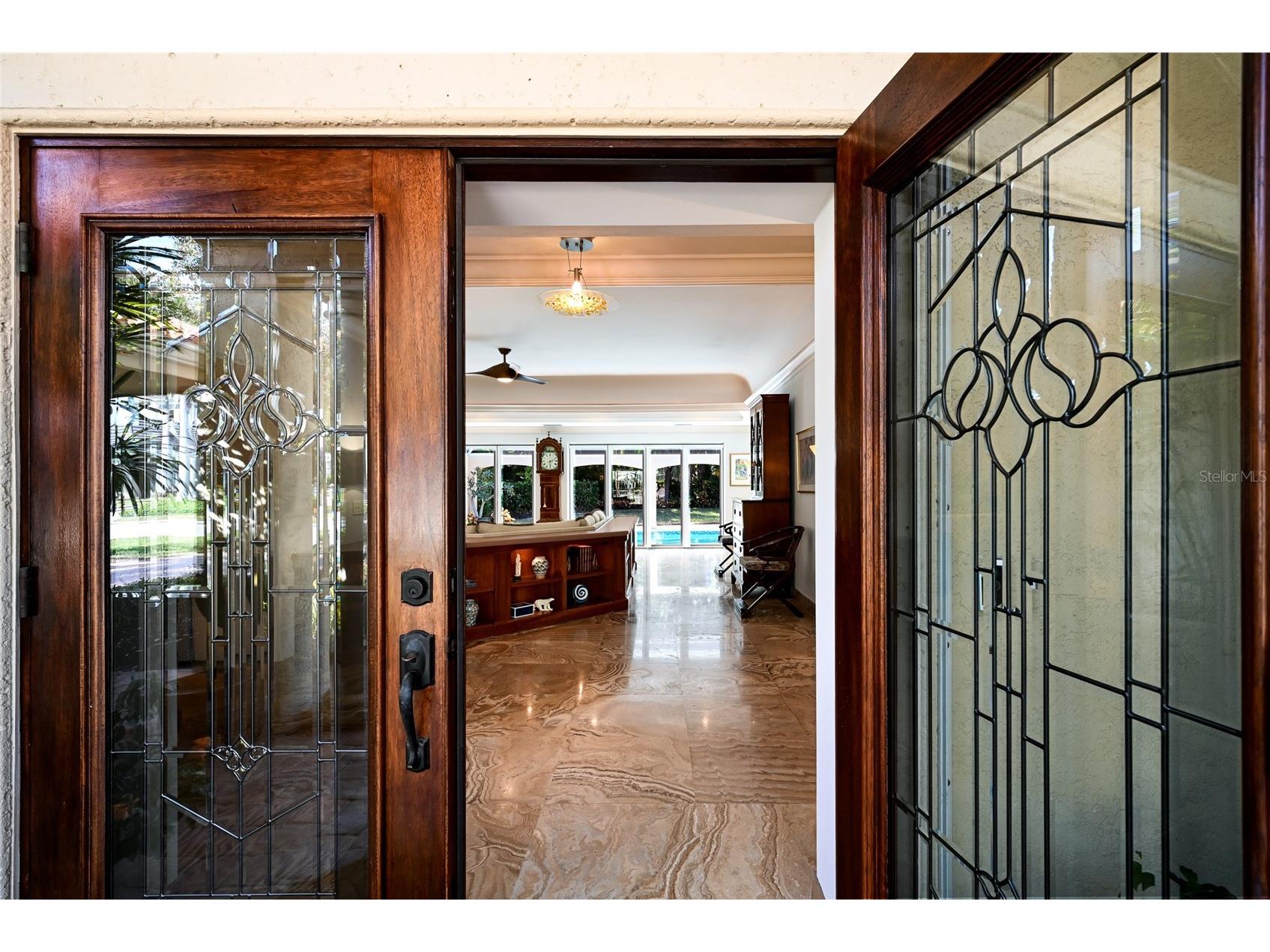218 Robin Drive Sarasota FL 34236 A4685085 image6