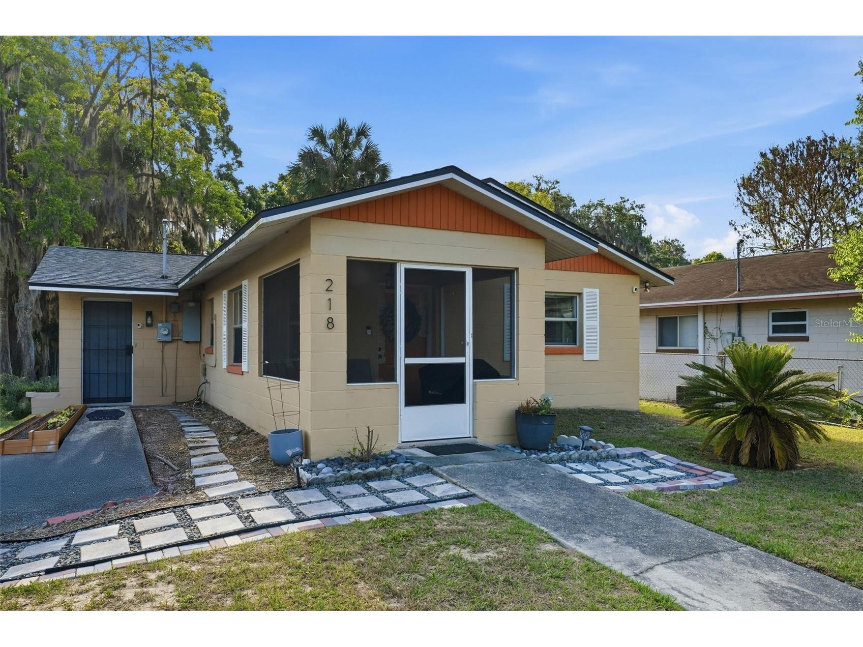 218 S East Street Leesburg FL 34748 G5111396 image2