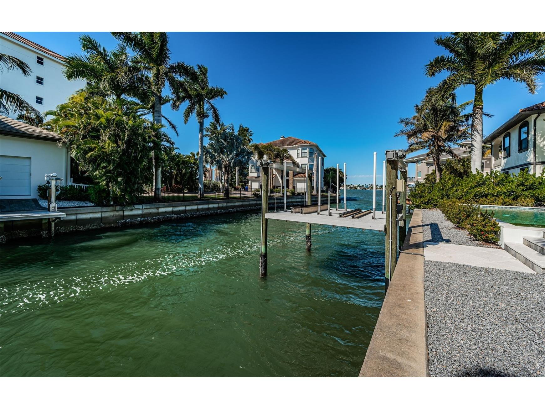 218 Sydney Lane Redington Shores FL 33708 - BOCA CIEGA BAY TB8467491 image85