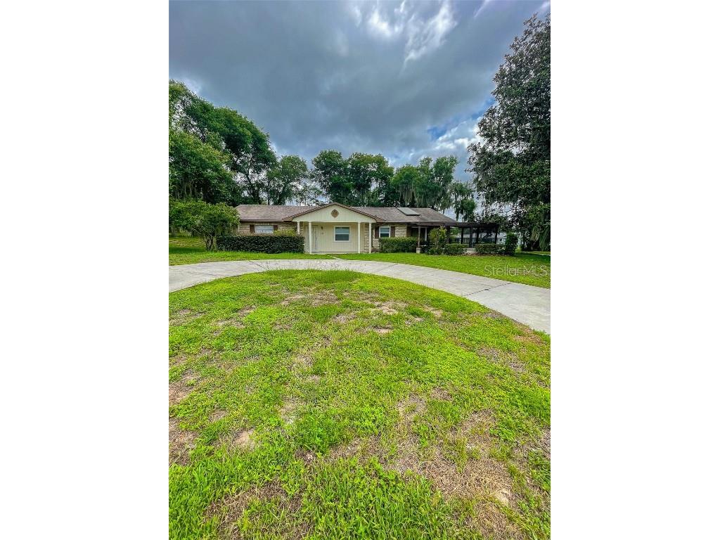 218 Temple Circle Eustis FL 32726 O6135189 image1