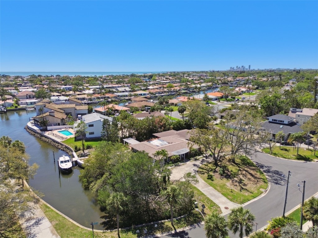 2180 Bayou Grande Boulevard NE Saint Petersburg FL 33703 TB8364739 image4