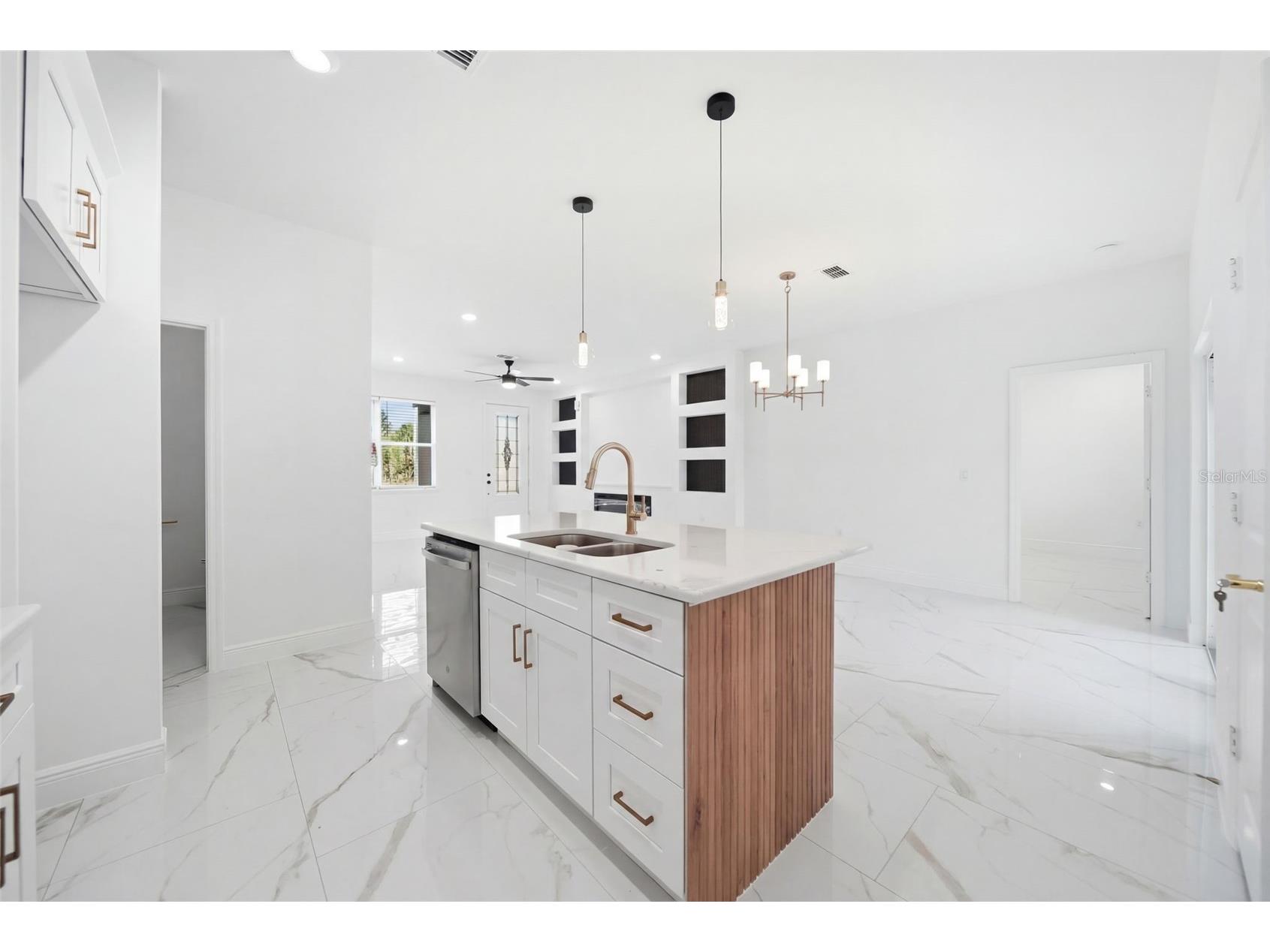 2180 Cogan Drive SE Palm Bay FL 32909 OM721024 image12