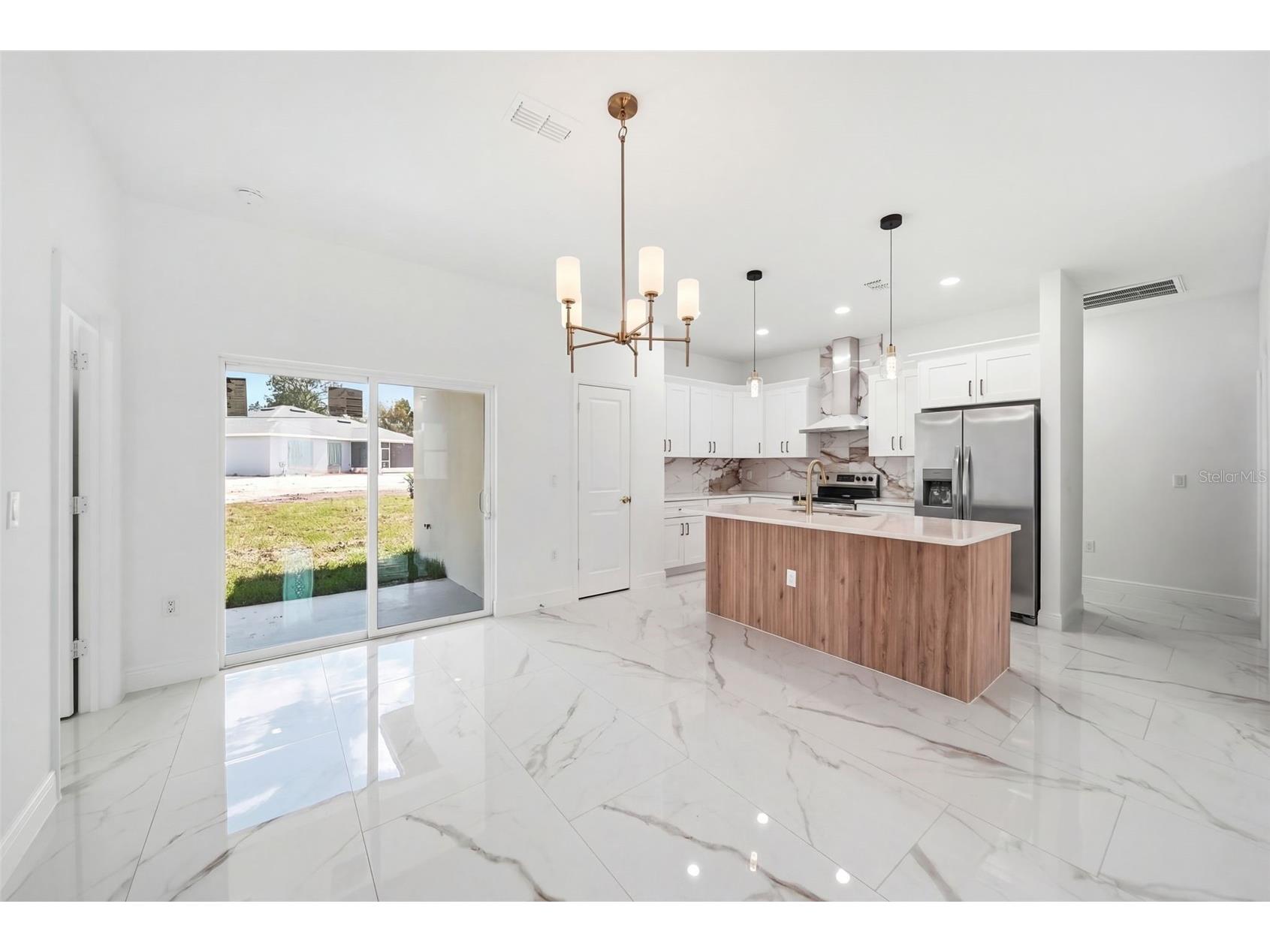 2180 Cogan Drive SE Palm Bay FL 32909 OM721024 image9