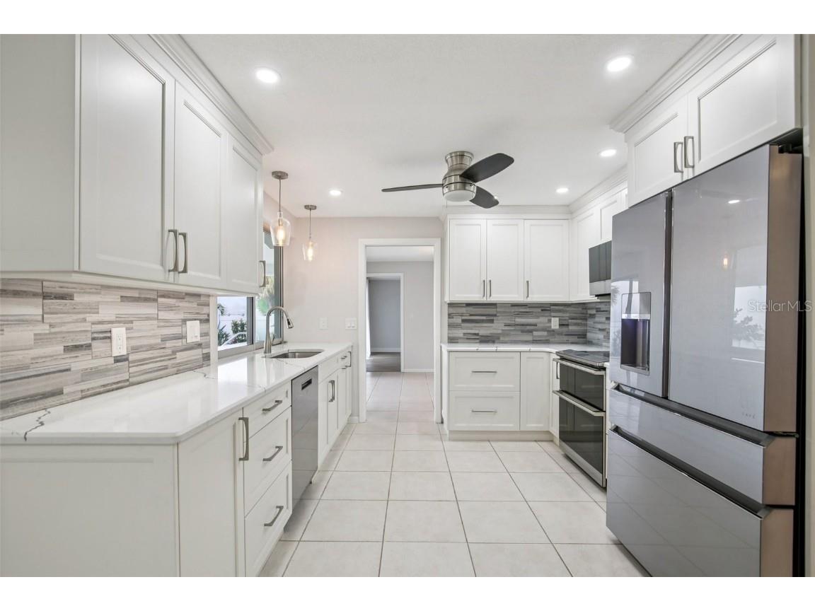 2180 Dolphin Boulevard S Saint Petersburg FL 33707 - BOCA CIEGA BAY TB8459422 image18