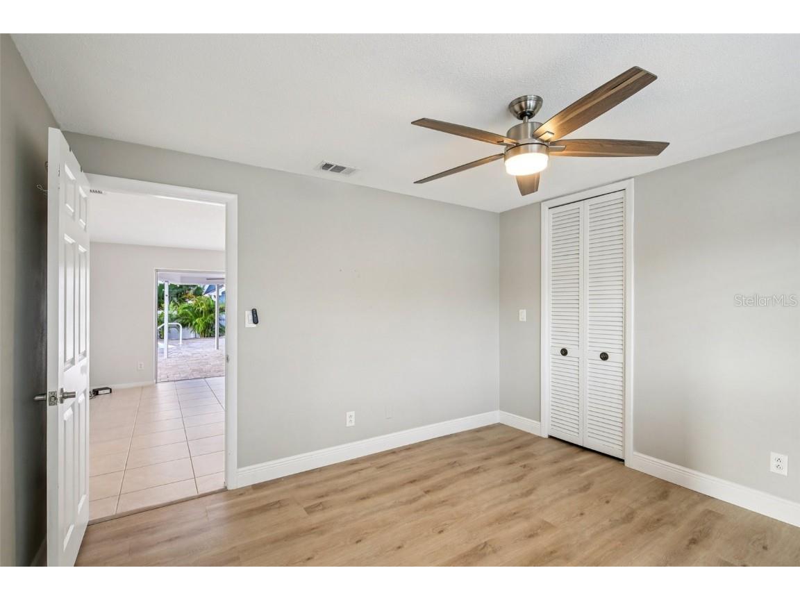 2180 Dolphin Boulevard S Saint Petersburg FL 33707 - BOCA CIEGA BAY TB8459422 image24