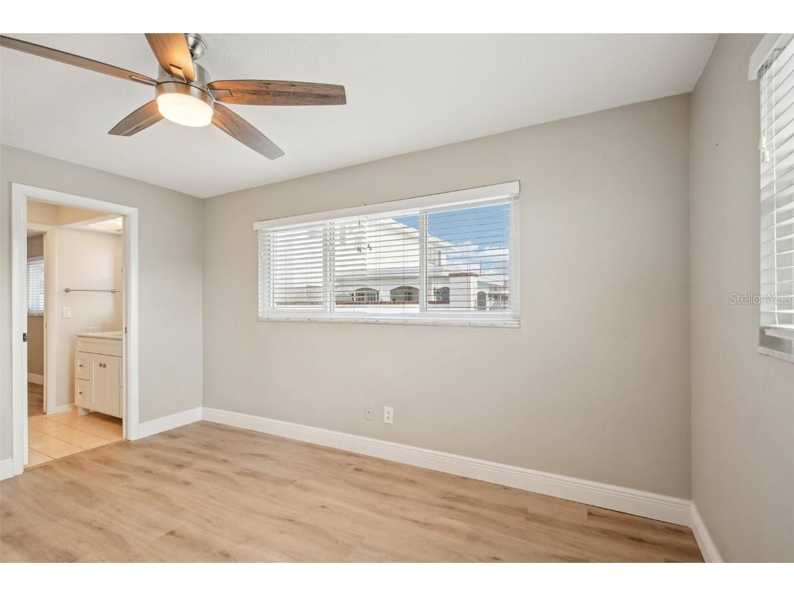 2180 Dolphin Boulevard S Saint Petersburg FL 33707 - BOCA CIEGA BAY TB8459422 image30