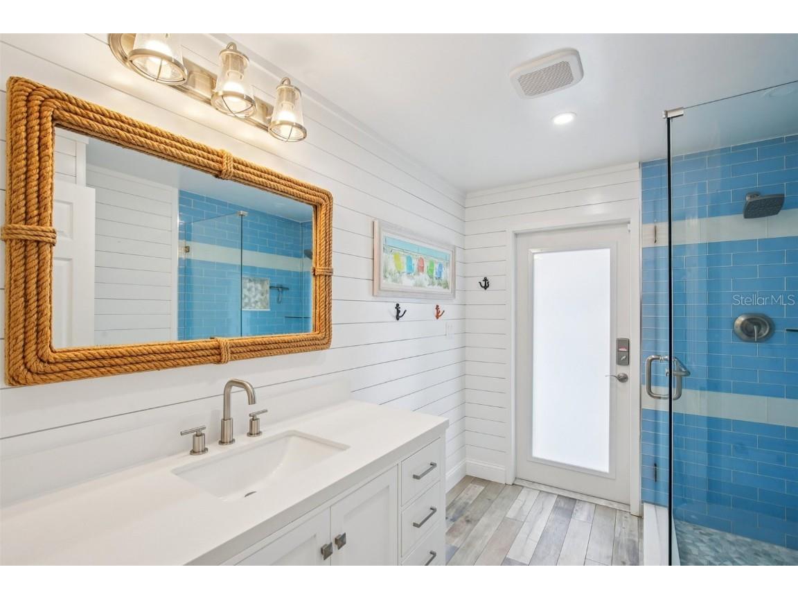 2180 Dolphin Boulevard S Saint Petersburg FL 33707 - BOCA CIEGA BAY TB8459422 image34