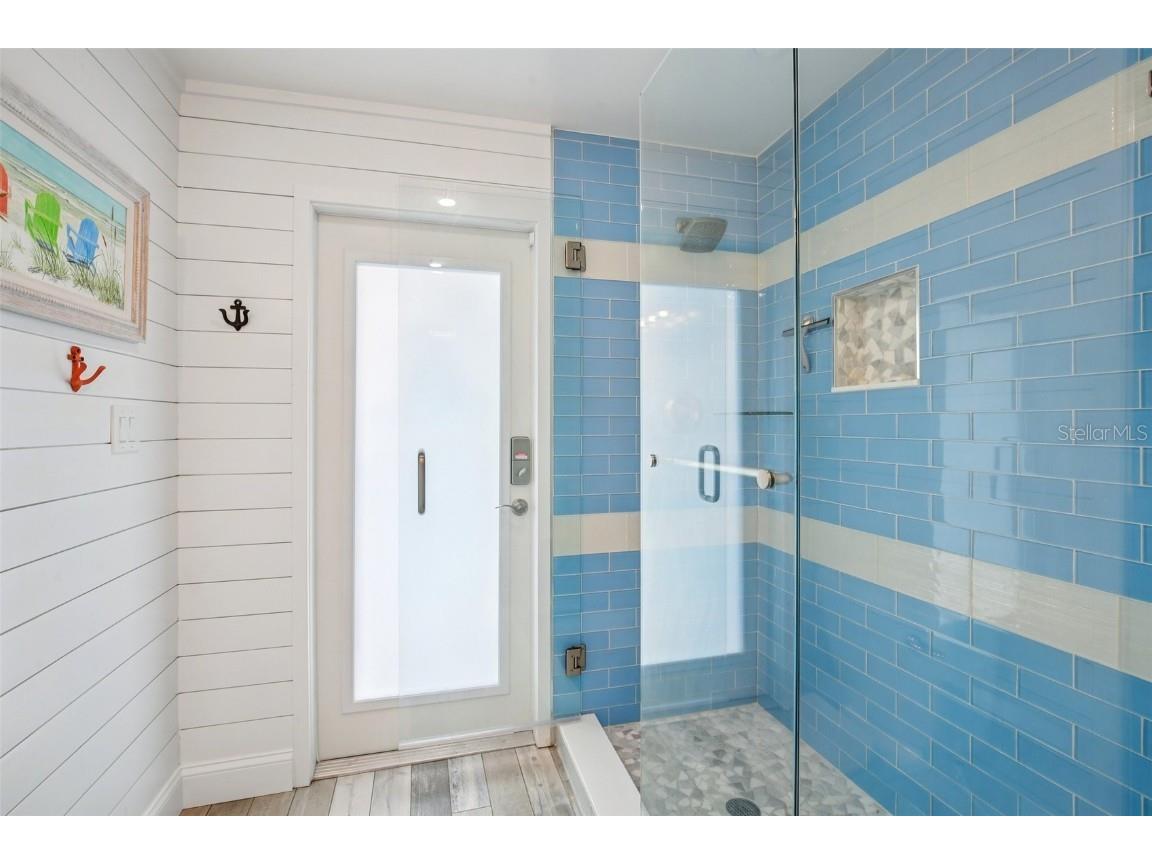 2180 Dolphin Boulevard S Saint Petersburg FL 33707 - BOCA CIEGA BAY TB8459422 image35