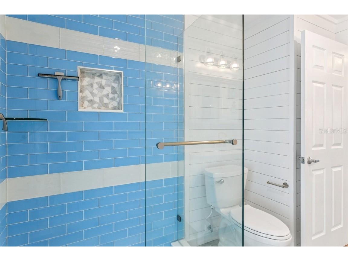 2180 Dolphin Boulevard S Saint Petersburg FL 33707 - BOCA CIEGA BAY TB8459422 image36