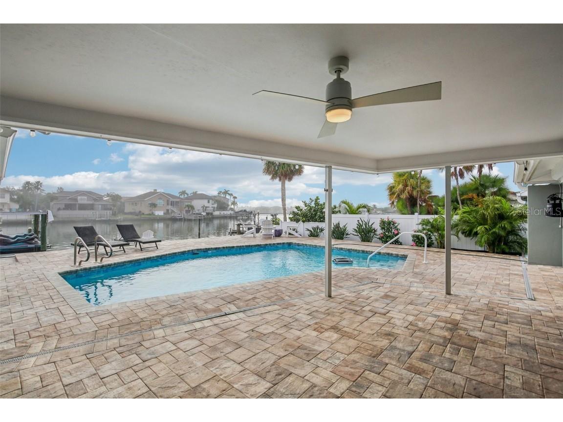 2180 Dolphin Boulevard S Saint Petersburg FL 33707 - BOCA CIEGA BAY TB8459422 image46